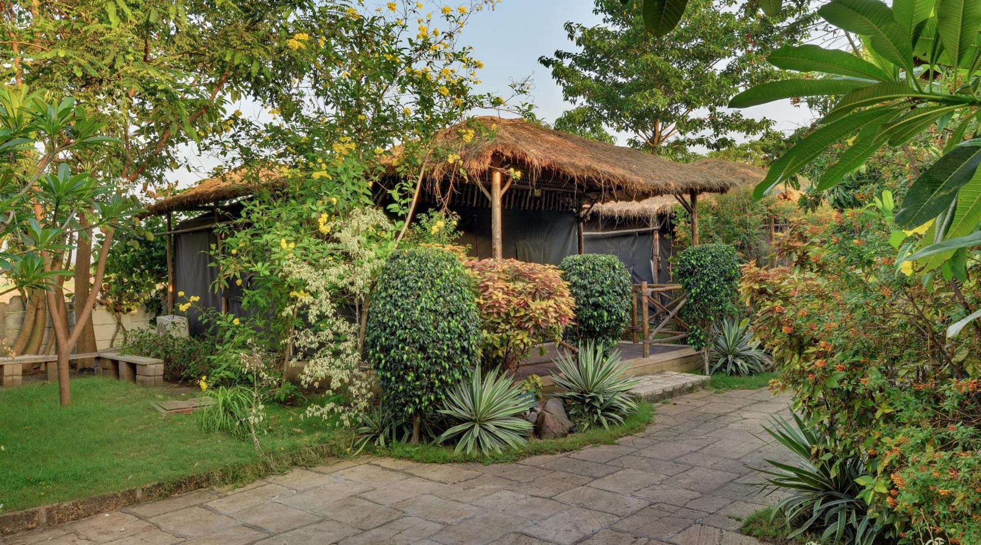 The Fern Gir Forest Resort, Sasan Gir - A Fern Crown Collection Resort Exterior photo