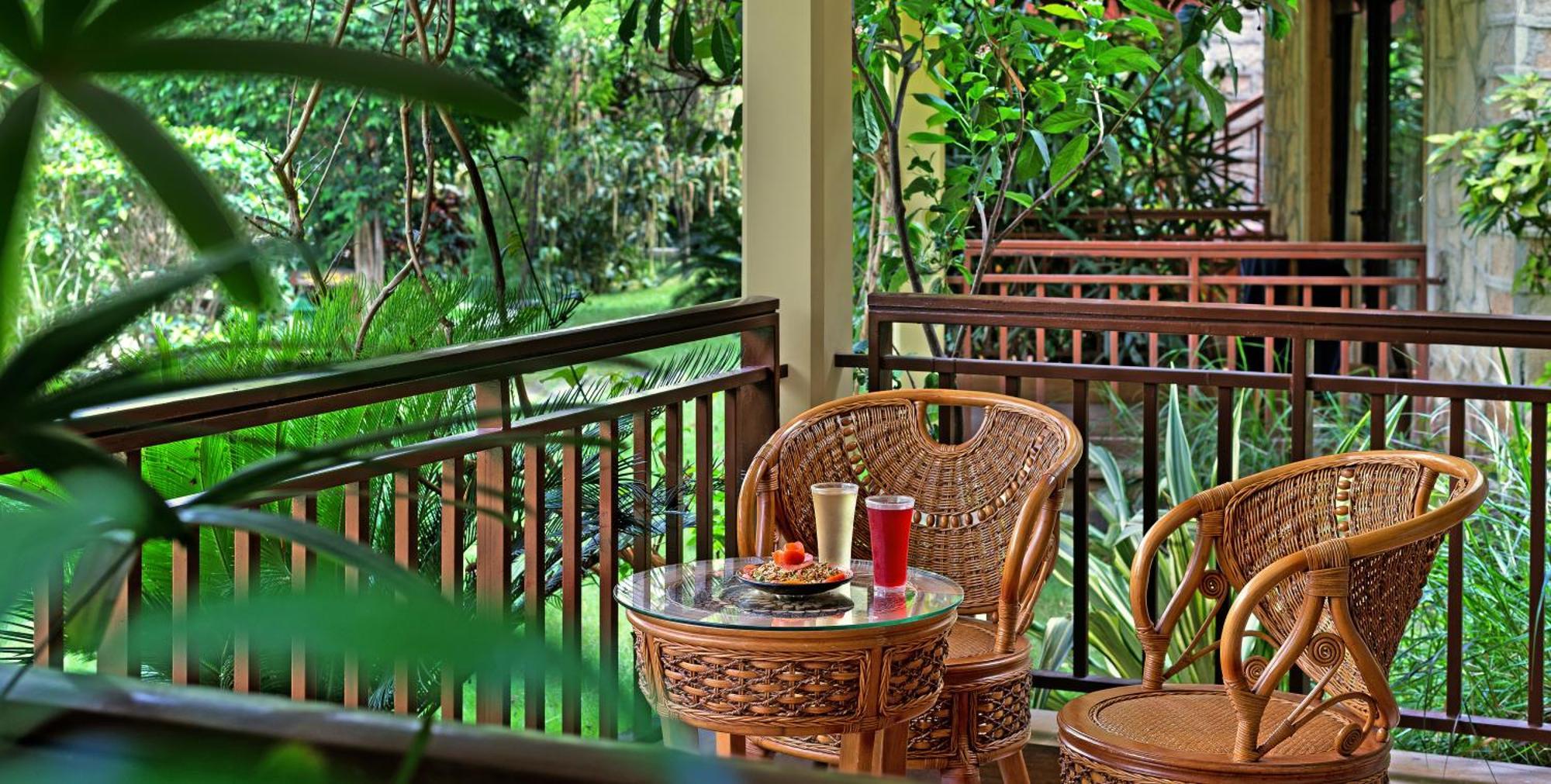 The Fern Gir Forest Resort, Sasan Gir - A Fern Crown Collection Resort Exterior photo